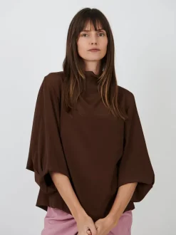 Clari Shirt in Brown