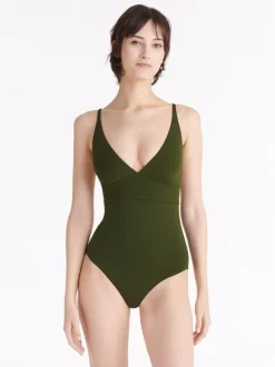 Larcin Triangle in Vert Mousse