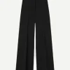 Ray Pant in Black