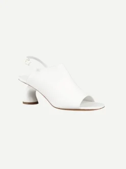 Virgo Slide in White